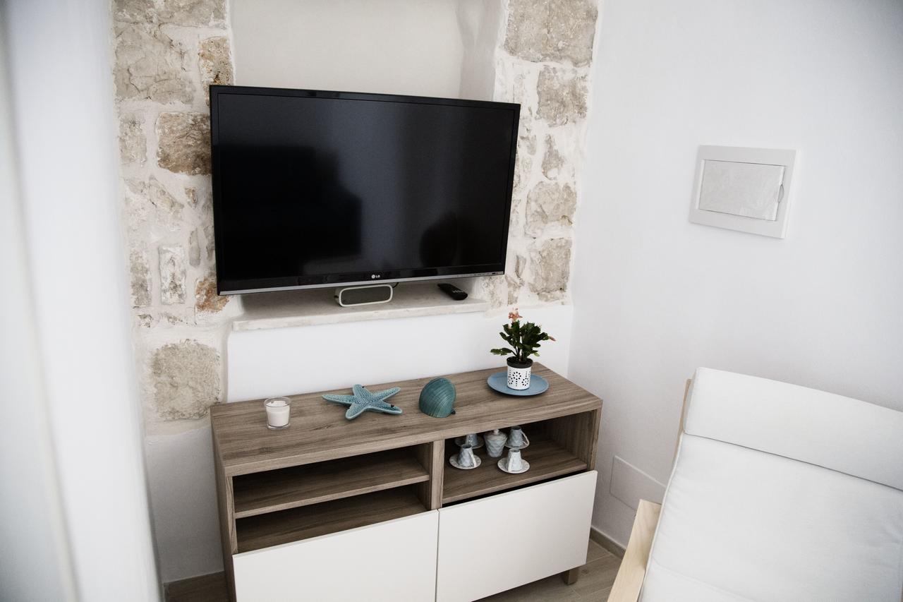 Tre Archi Apartment & Relais بولينيانو آ ماري المظهر الخارجي الصورة